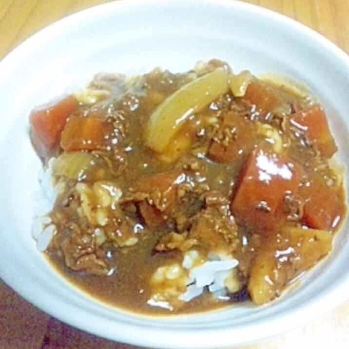 隠し味にカレー!!おいしいハヤシライス★